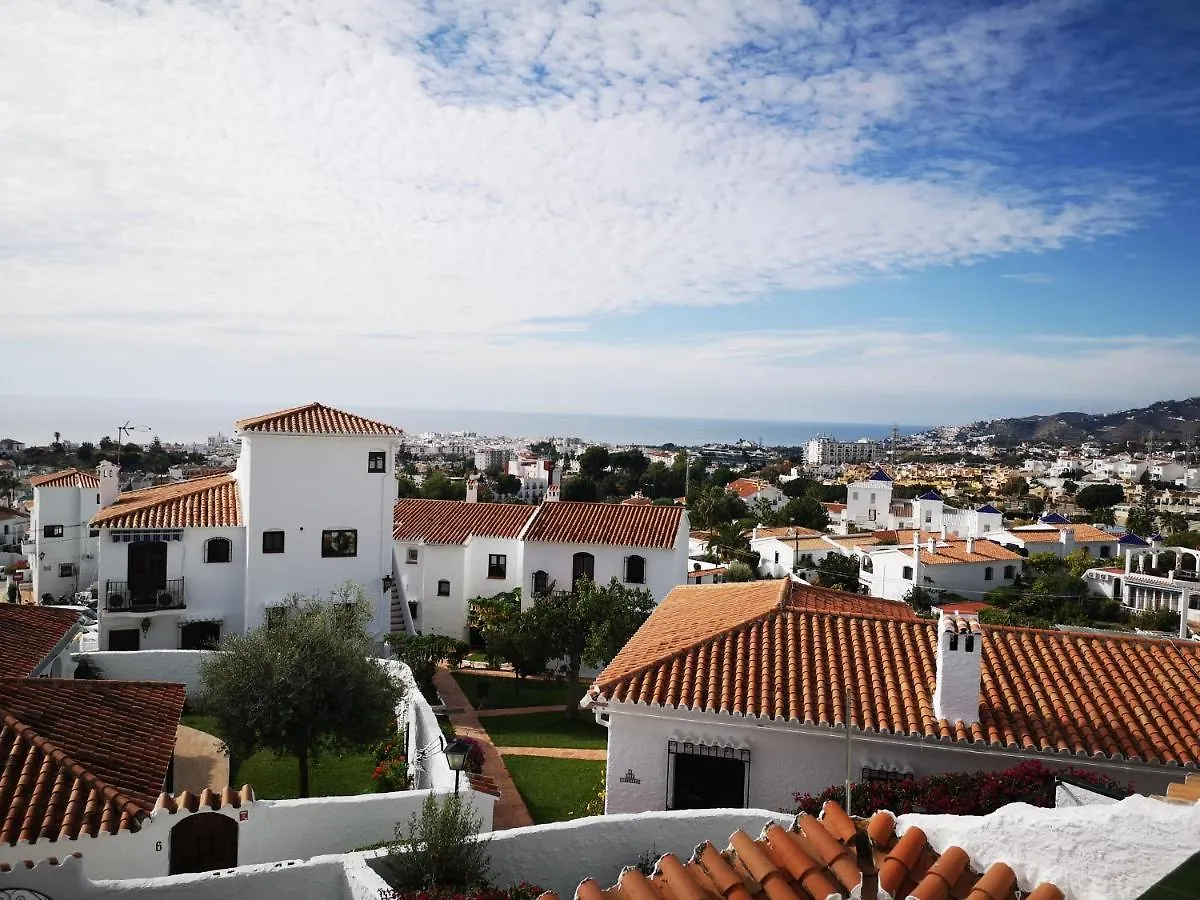 El Capistrano Hotel Nerja 2*,
